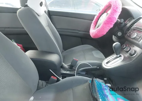 2011 Nissan Sentra 2.0Sr из США, поврежденный, VIN 3N1AB6APXBL682911